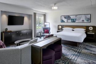 Suite room 2, Delta Hotels Toledo, Lucas