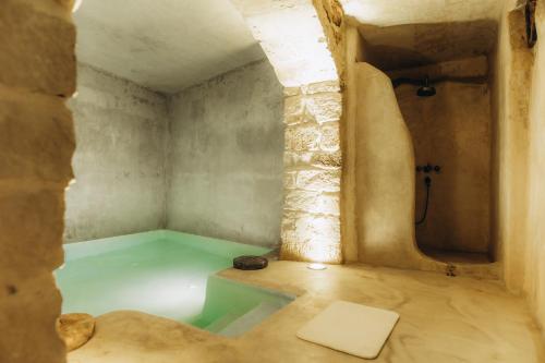 Shower, Doda Artisanal Cave Hotel, Ürgüp