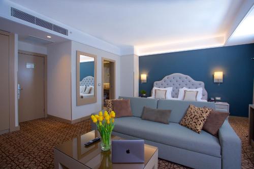 Massage 4, Ramada by Wyndham İstanbul Taksim, Beyoğlu