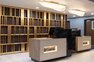 Lobby 2, Ramada by Wyndham Yakima, Yakima