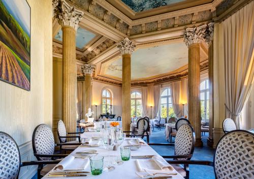 Restaurant 4, Grand Hotel et Centre Thermal d, Jura-North Vaudois