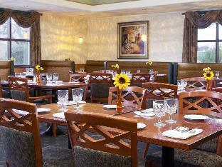 Restaurant 4, Four Points by Sheraton Chicago O'Hare, Cook